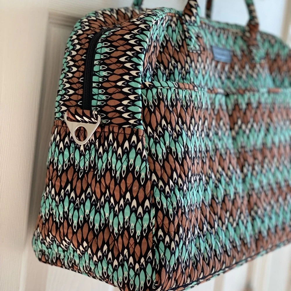 Vera Bradley SOLD SOLD!! - Picture 9 of 10